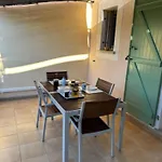P Minervois G N02 3p4 Villa Homps (Aude)